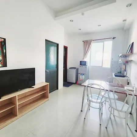 Apartment 402